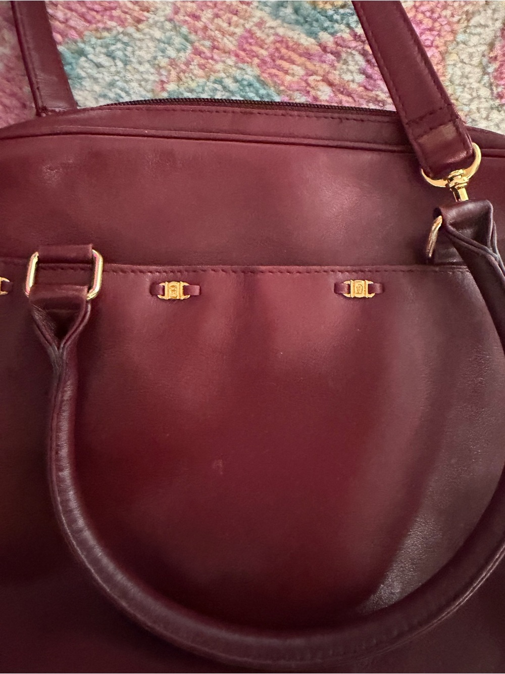 Etienne Aigner Burgundy Leather Shoulder Bag with Gold Accents - Picture 2 of 5